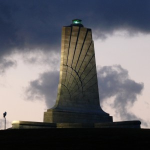 Wright_brothers_memorial-27527